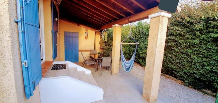 Le Jardin Des Alpilles Villa Eyguières Buitenkant foto